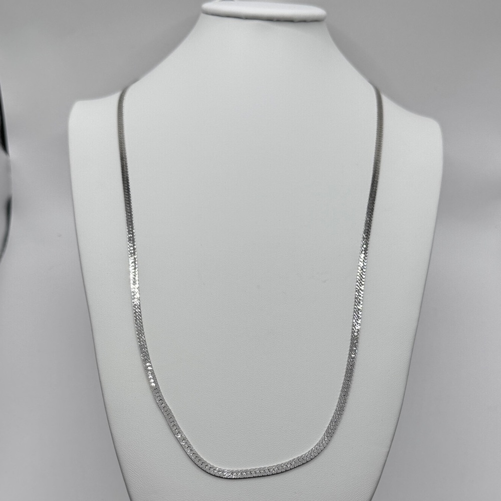 Trifari Herringbone Necklace 30”